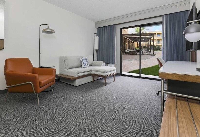 هتل Courtyard Tucson Airport