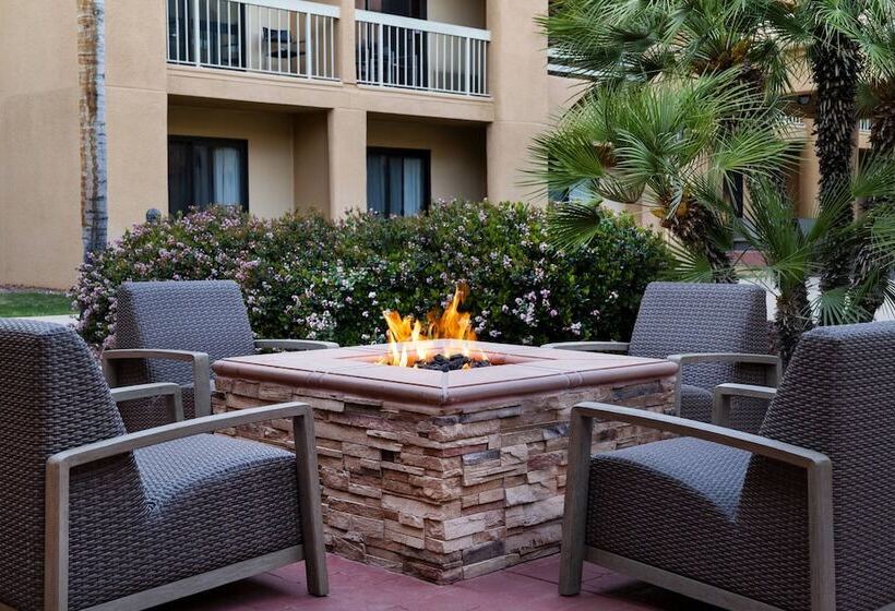 호텔 Courtyard By Marriott Palm Springs