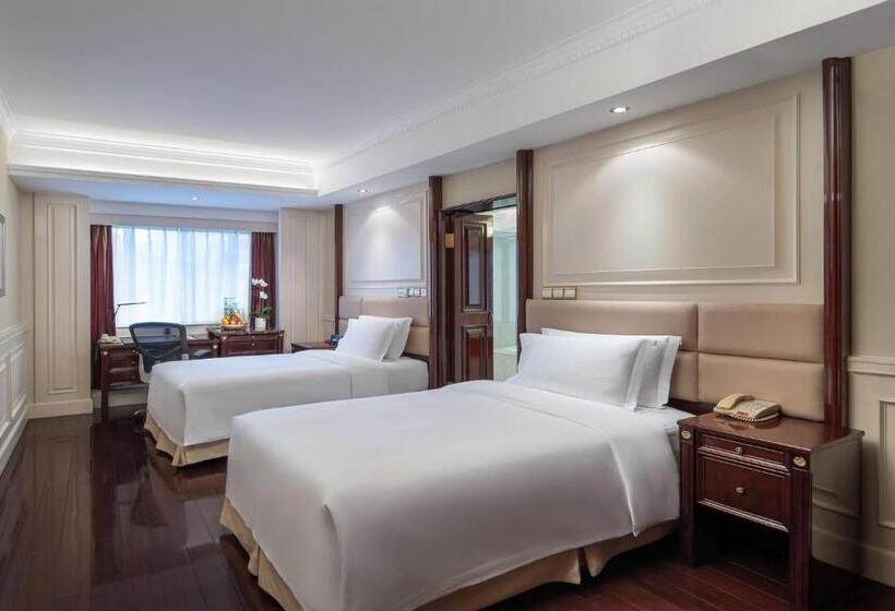 Crowne Plaza Hotel & Suites Landmark Shenzhen, An Ihg Hotel   Nearby Luohu Border, Indoor Heated Swi