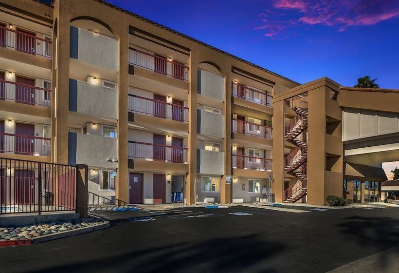 فندق Days Inn By Wyndham Chula Vista San Diego