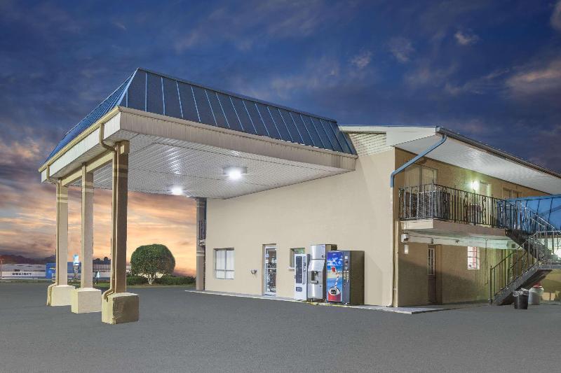 فندق Days Inn By Wyndham Jacksonville