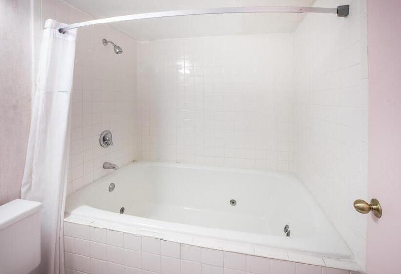 ホテル Days Inn By Wyndham Mountain View