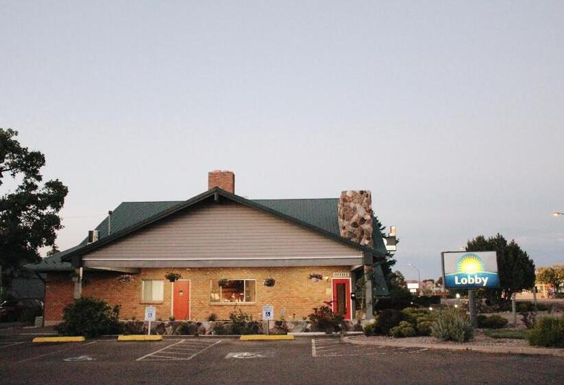 هتل Days Inn By Wyndham Show Low