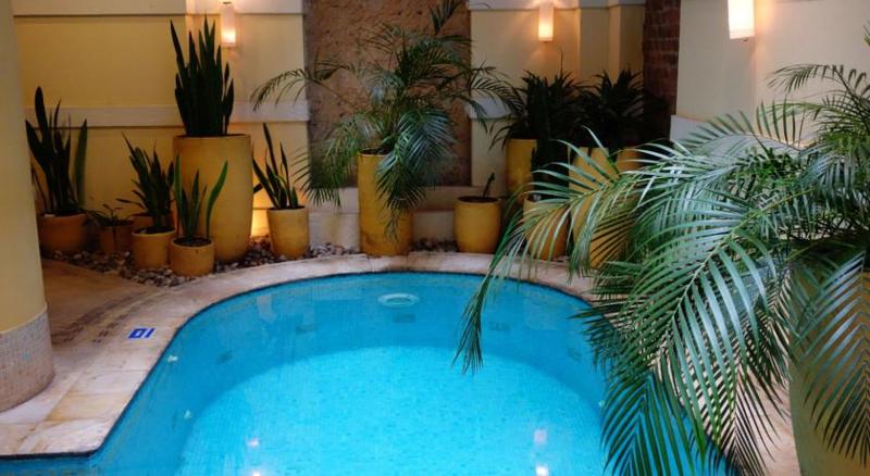 Отель De La Opera