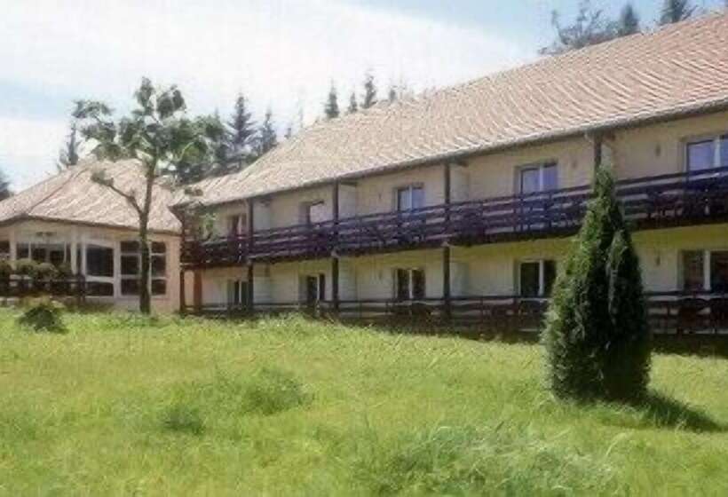 Отель Hôtel Restaurant La Vallée Noble, Proche Rouffach Eguisheim Colmar