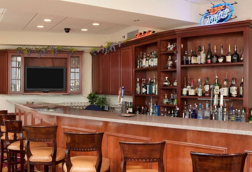 Doubletree By Hilton Hotel Jefferson City