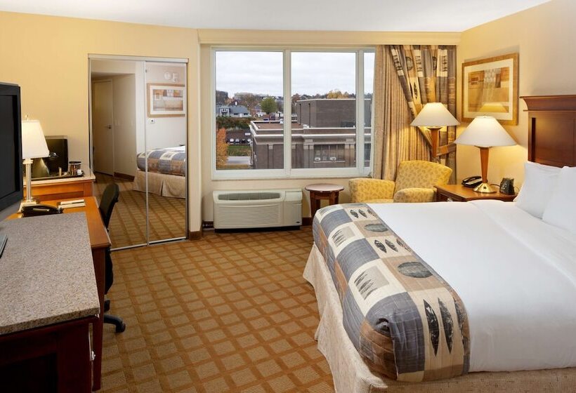 Doubletree By Hilton Hotel Jefferson City