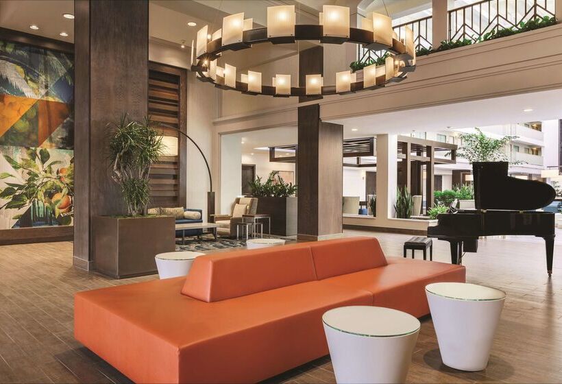 فندق Embassy Suites By Hilton Brea North Orange County