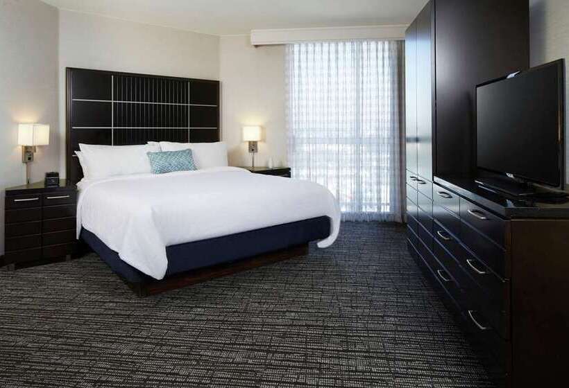 Отель Embassy Suites By Hilton Los Angeles International Airport North