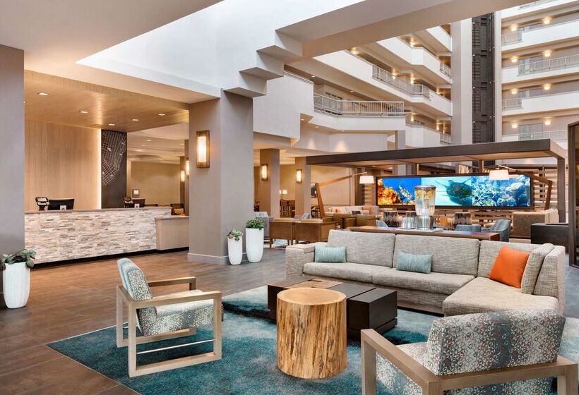 فندق Embassy Suites By Hilton Monterey Bay Seaside