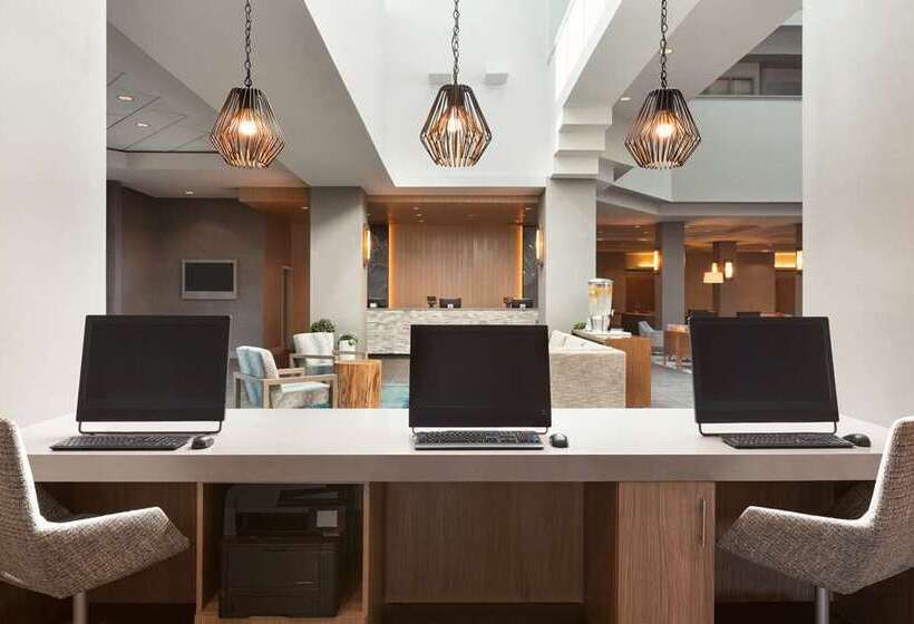 فندق Embassy Suites By Hilton Monterey Bay Seaside