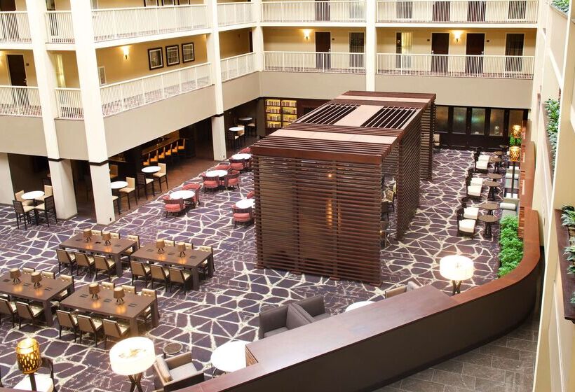 בית מלון כפרי Embassy Suites By Hilton Philadelphia Airport