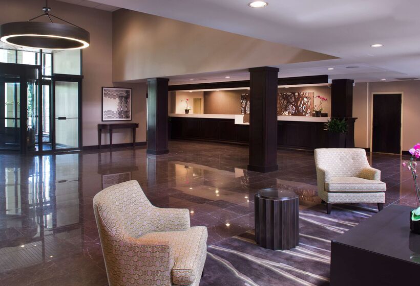 فندق Embassy Suites By Hilton Philadelphia Airport