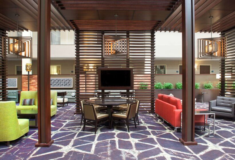 בית מלון כפרי Embassy Suites By Hilton Philadelphia Airport