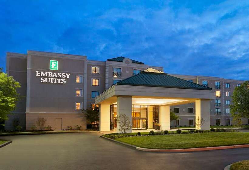 בית מלון כפרי Embassy Suites By Hilton Philadelphia Airport