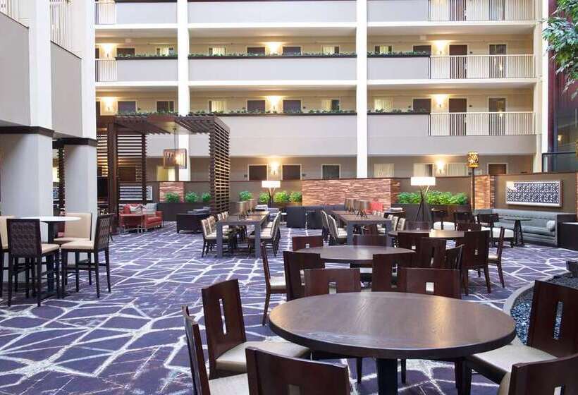 בית מלון כפרי Embassy Suites By Hilton Philadelphia Airport