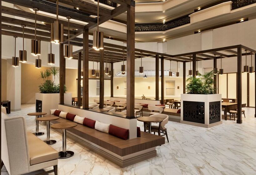 هتل Embassy Suites By Hilton Phoenix Downtown North