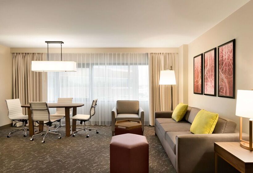 هتل Embassy Suites By Hilton Phoenix Downtown North