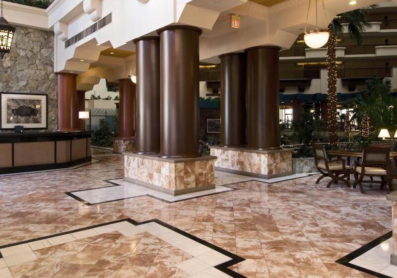 هتل Embassy Suites By Hilton Phoenix Downtown North