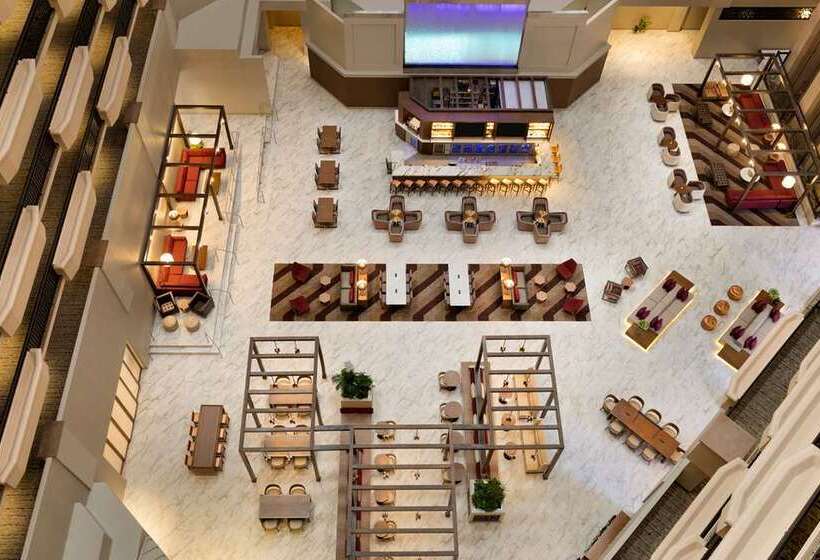 هتل Embassy Suites By Hilton Phoenix Downtown North