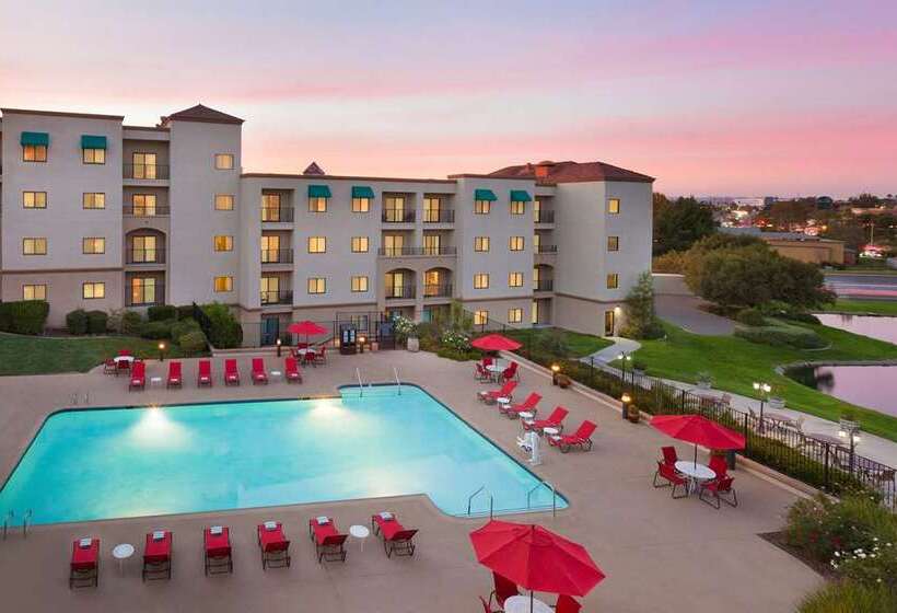 ホテル Embassy Suites By Hilton Temecula Valley Wine Country