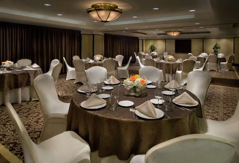 בית מלון כפרי Embassy Suites By Hilton Washington Dc Chevy Chase Pavilion