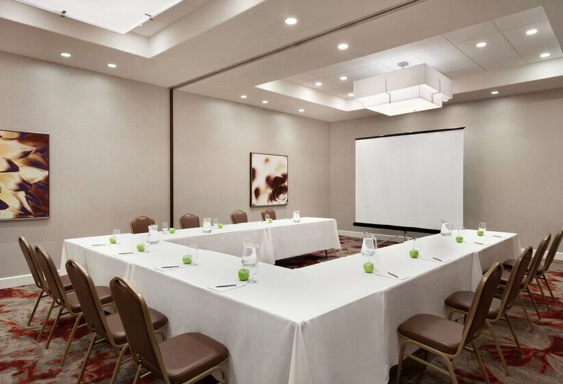 ホテル Embassy Suites By Hilton Temecula Valley Wine Country