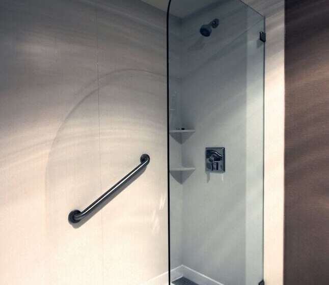 فندق Executive Inn & Suites Oakland