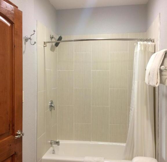 فندق Fairbridge Inn & Suites Gateway To Yosemite