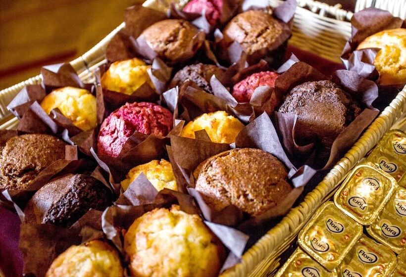 酒店 Garden Court Or Tambo International Airport