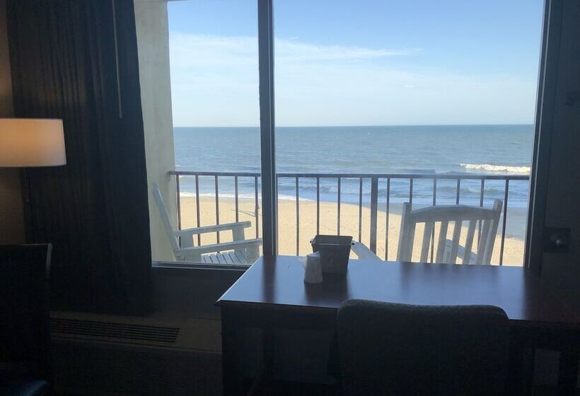 هتل Gazebo Inn Oceanfront