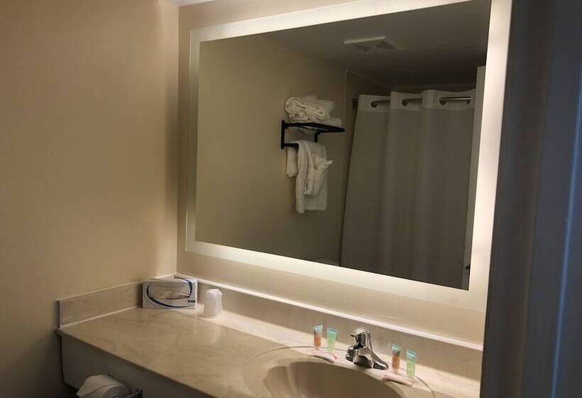 هتل Gazebo Inn Oceanfront