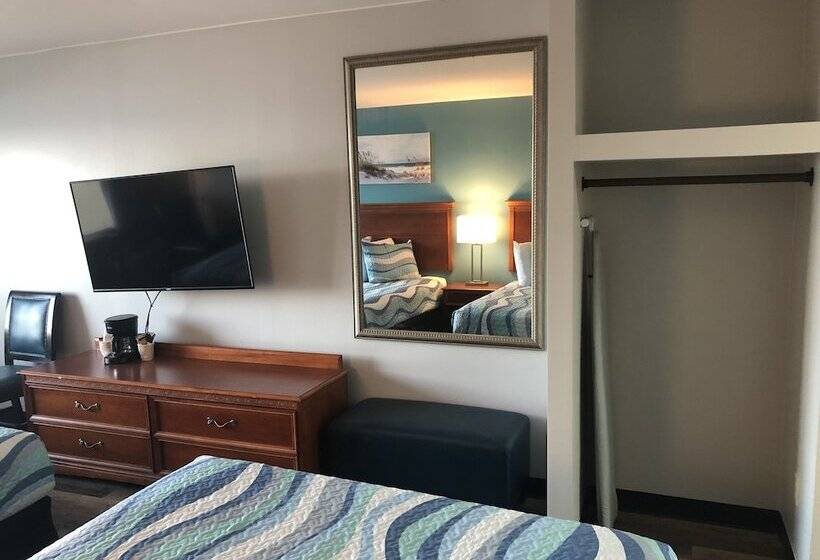 هتل Gazebo Inn Oceanfront