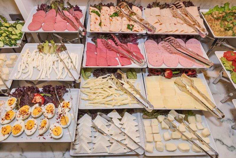 Golden Royal Hotel & Spa