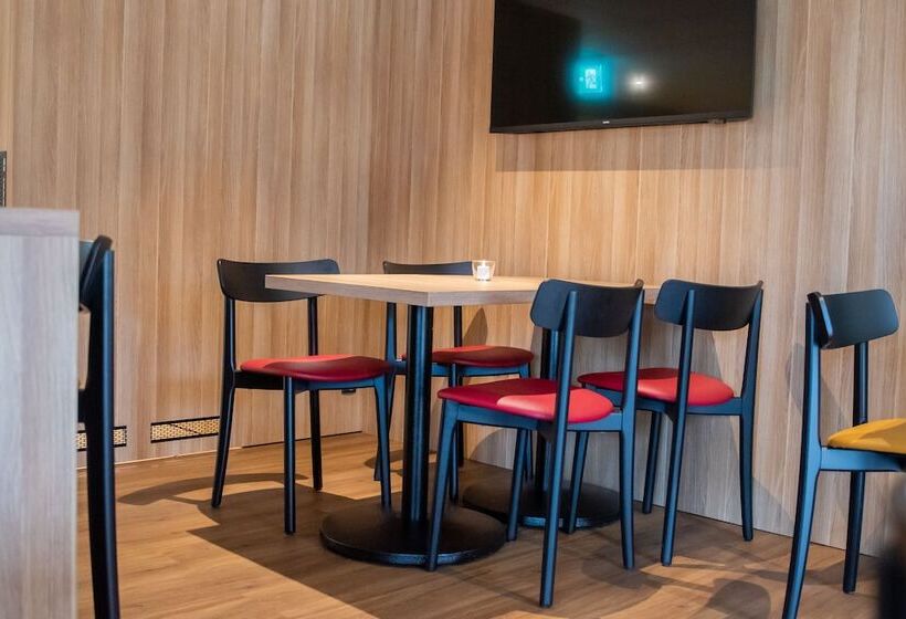 Отель Good Morning Jonkoping