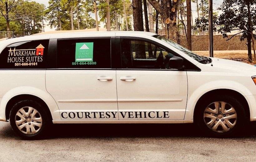 Отель Guest Inn & Suites  Midtown Medical Center