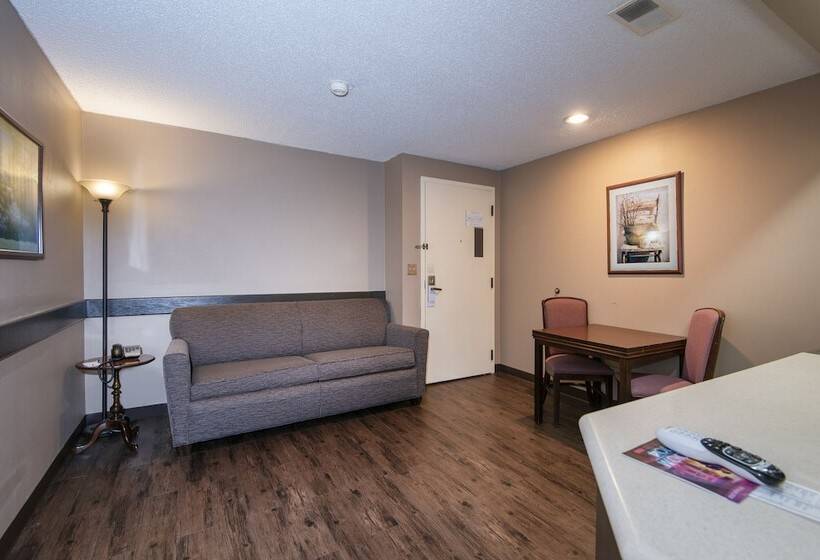 ホテル Guest Inn & Suites  Midtown Medical Center
