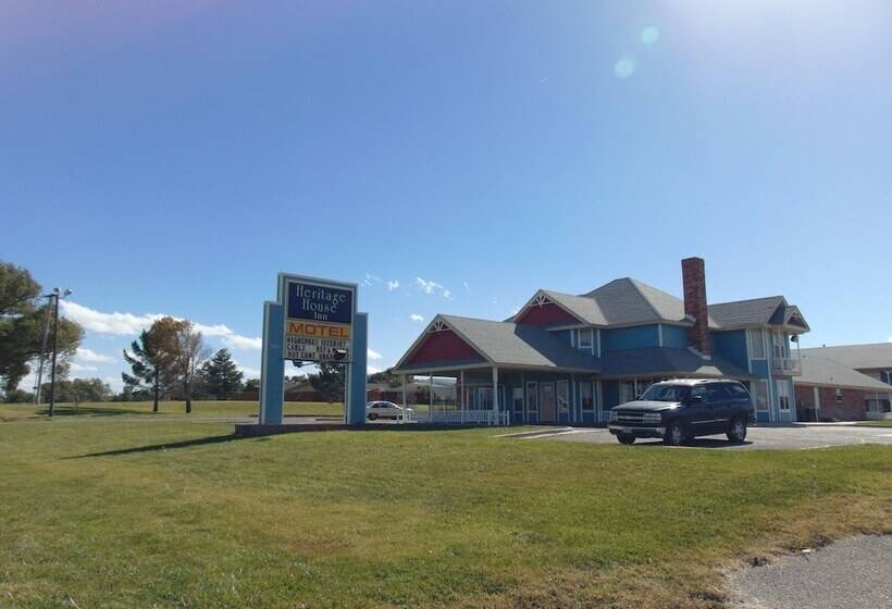 호텔 Heritage House Inn