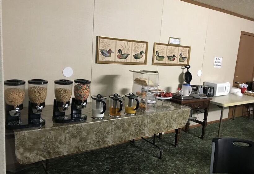 호텔 Heritage House Inn