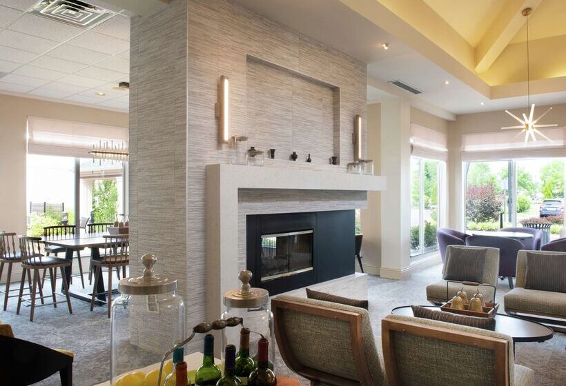 Отель Hilton Garden Inn Philadelphia Ft. Washington