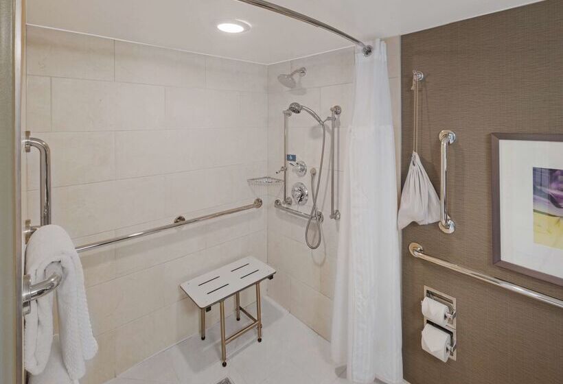 فندق Hilton Harrisburg