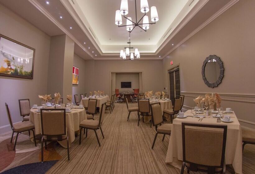 فندق Hilton Harrisburg