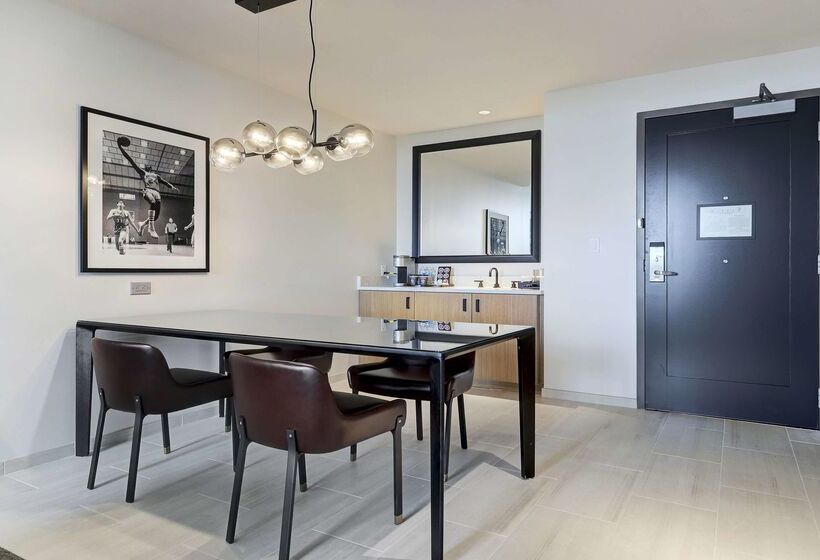 Отель Hilton University Of Houston