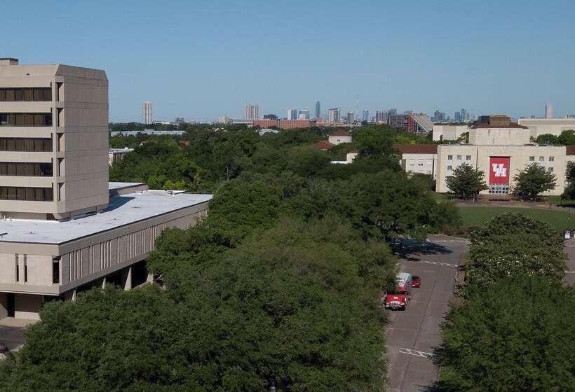 Отель Hilton University Of Houston