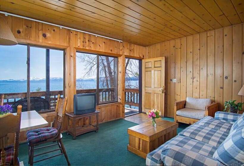 酒店 Holiday House