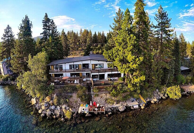 酒店 Holiday House