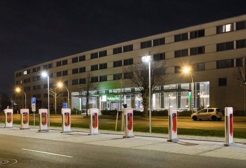 هتل Holiday Inn Berlin Airport   Conference Centre, An Ihg