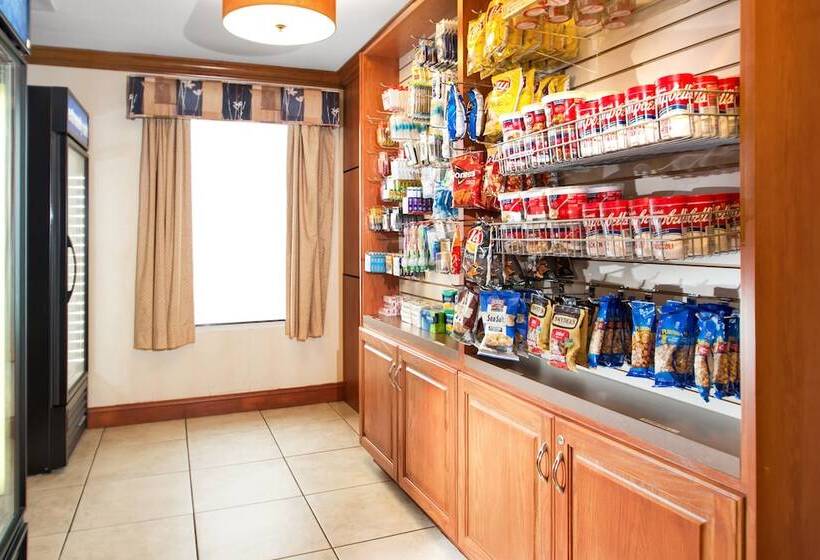 فندق Four Points By Sheraton Fayetteville Fort Liberty