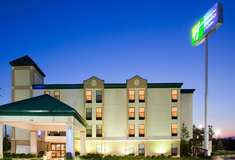 فندق Four Points By Sheraton Fayetteville Fort Liberty
