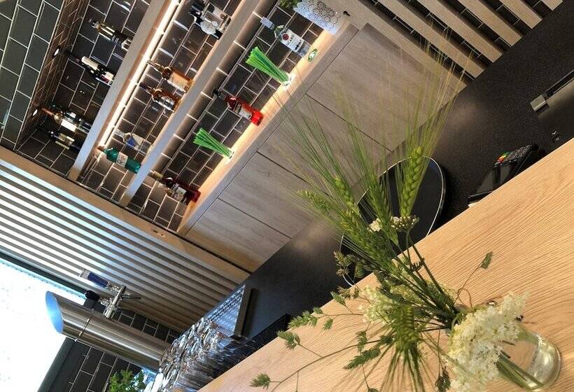 בית מלון כפרי Holiday Inn Express Luzern Neuenkirch, An Ihg